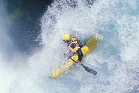 欧冠小组赛：波尔图门柱救险三次 惊险保住一场来之不易的平局
