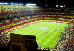 欧冠十六强：多特防线被巴黎打穿 法甲豪门打出“教科书级反击”